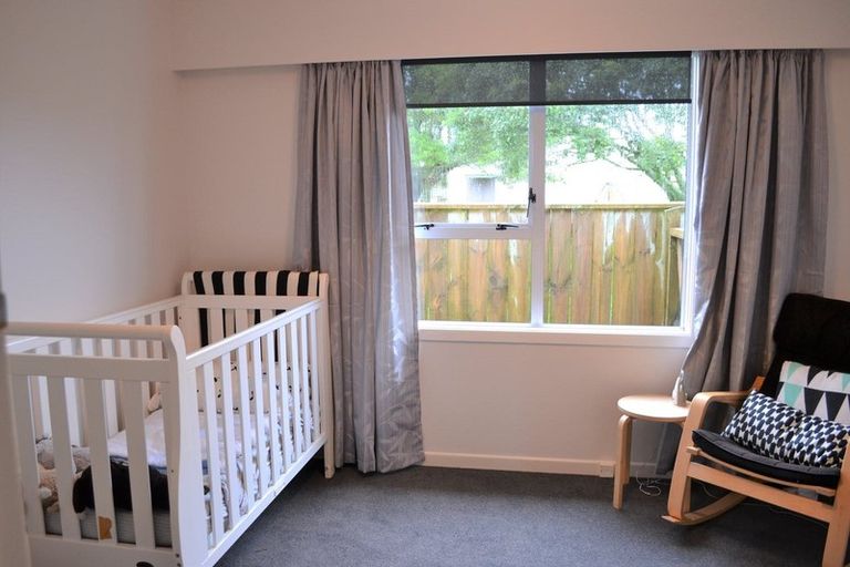 Photo of property in 247 Mangorei Road, Merrilands, New Plymouth, 4312