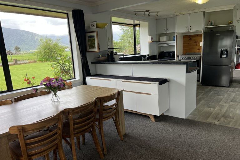 Photo of property in 92 Whitcombe Valley Road, Kokatahi, Hokitika, 7881
