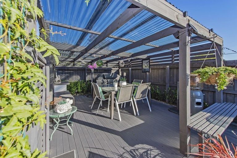 Photo of property in 11 Globe Bay Drive, Templeton, Christchurch, 8042