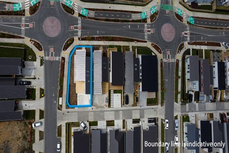 Photo of property in 17 Puwha Street, Massey, Auckland, 0614