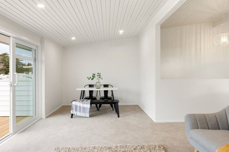 Photo of property in 31 Saint Andrews Terrace, St Andrews, Hamilton, 3200