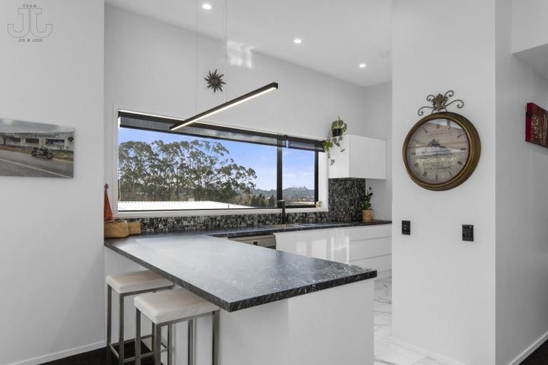 Photo of property in 133 Lakes Boulevard, Pyes Pa, Tauranga, 3112