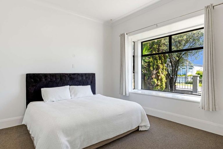 Photo of property in 2 Cobden Street, Gisborne, 4010