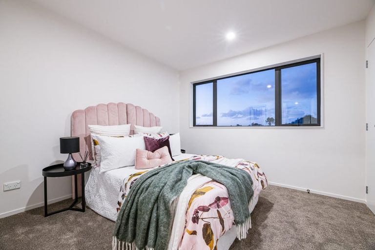 Photo of property in 4/50 Newington Road, Henderson, Auckland, 0612