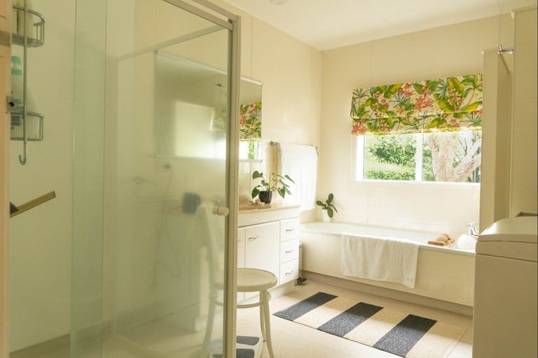 Photo of property in 76 Kitchener Street, Wairoa, 4108