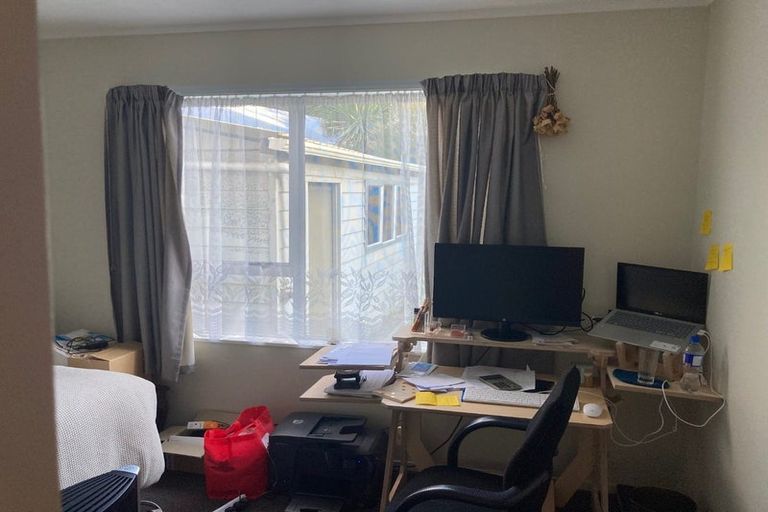 Photo of property in 17 Staithes Drive North, Whitby, Porirua, 5024