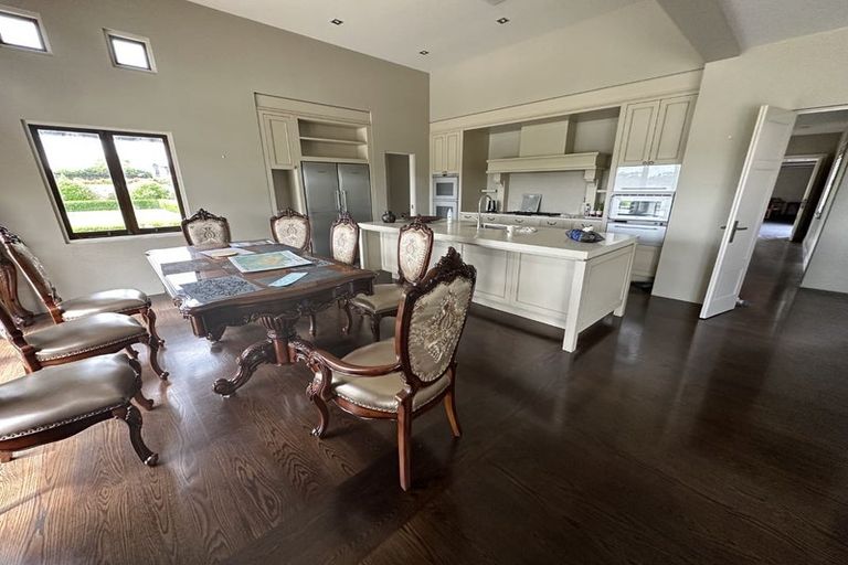 Photo of property in 35 Hayfield Way, Karaka, Papakura, 2113