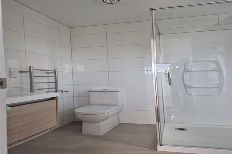 Photo of property in 1d Falabella Lane, Karaka, Papakura, 2113