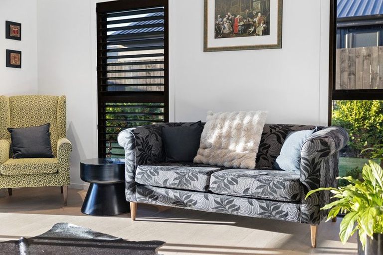 Photo of property in 30 Muster Road, Jacks Point, 9371