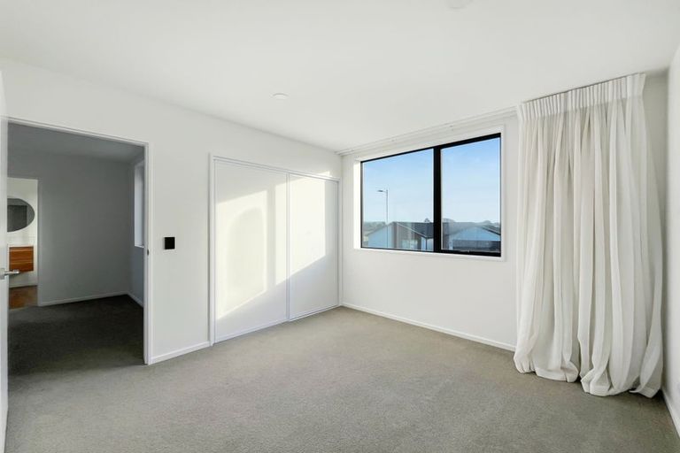 Photo of property in 14 Miromiro Street, Broomfield, Christchurch, 8042