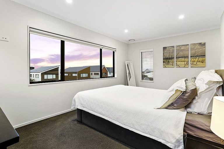 Photo of property in 6 Kanuka Road, Hobsonville, Auckland, 0616