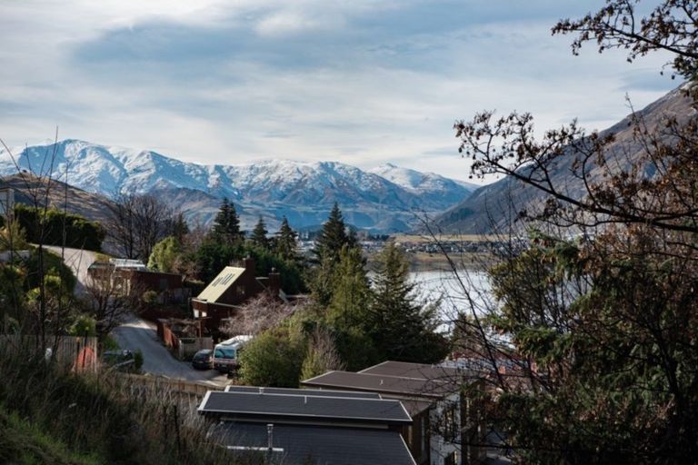 Photo of property in 55 Goldfield Heights, Queenstown, 9300