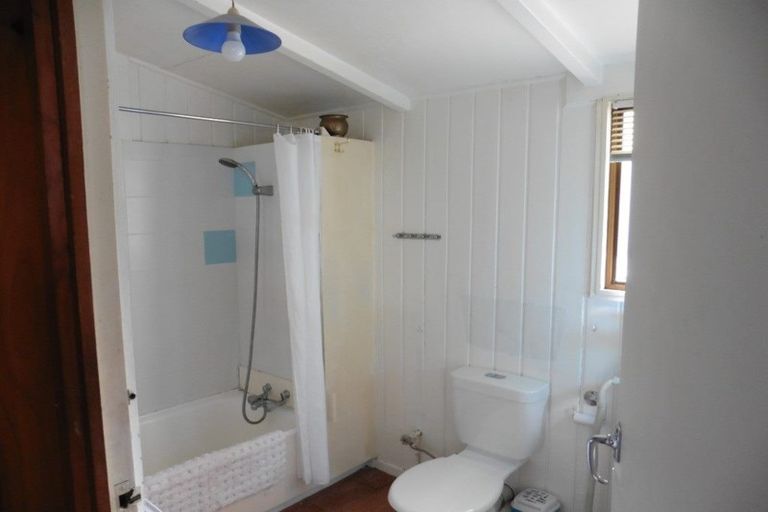 Photo of property in 46a Puriri Street, Helensville, 0800