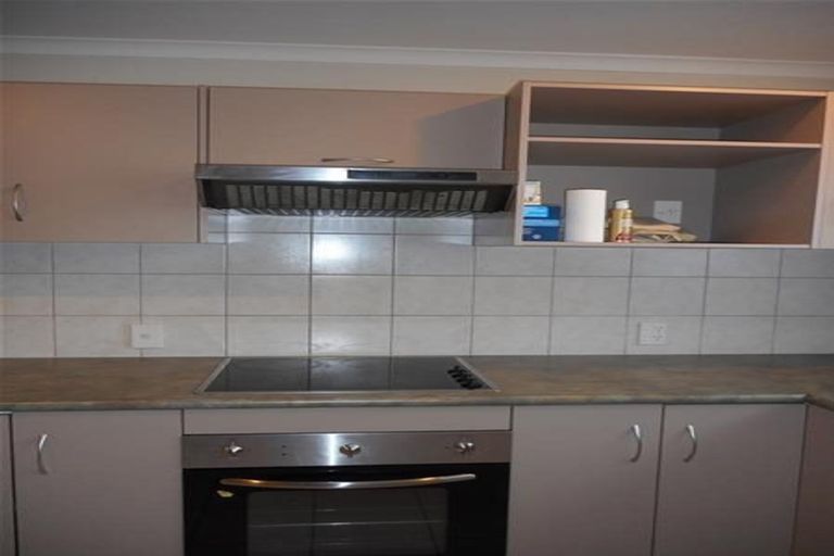 Photo of property in 182 Keri Vista Rise, Papakura, 2110