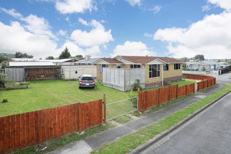 Photo of property in 10 Purnell Place, Marton, 4710