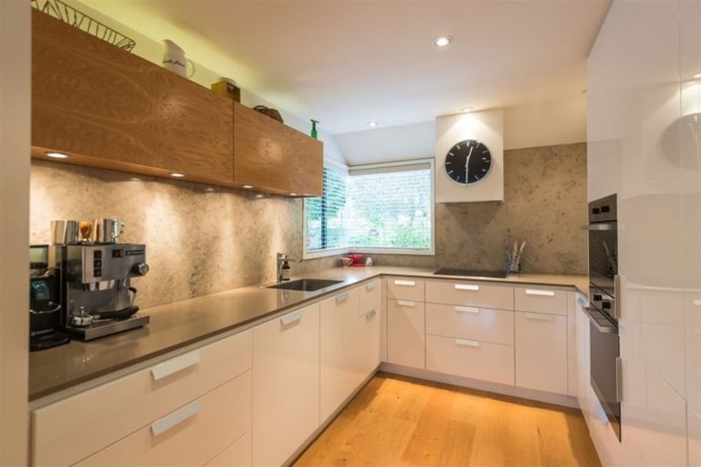 Photo of property in 20 Makora Street, Fendalton, Christchurch, 8041