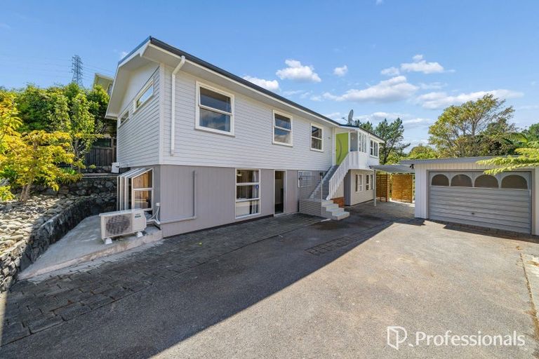 Photo of property in 24 Rondane Place, Tirohanga, Lower Hutt, 5010