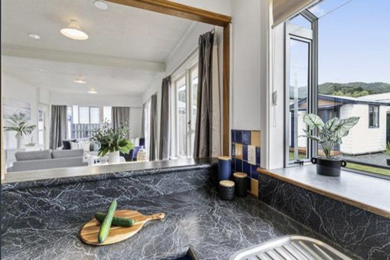 Photo of property in 8 Karamea Grove, Wainuiomata, Lower Hutt, 5014