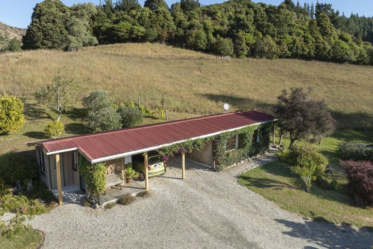 Photo of property in 504 Riwaka-sandy Bay Road, Kaiteriteri, Motueka, 7197