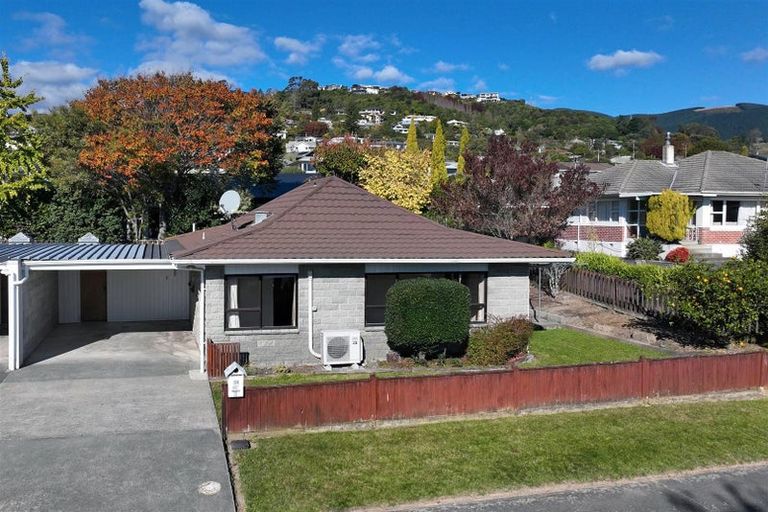 Photo of property in 14 Towai Street, Stoke, Nelson, 7011