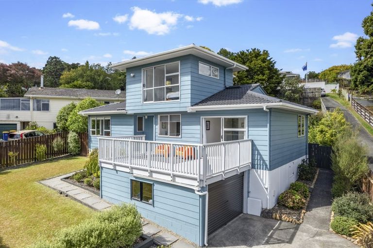Photo of property in 35 Terra Nova Street, Glen Eden, Auckland, 0602