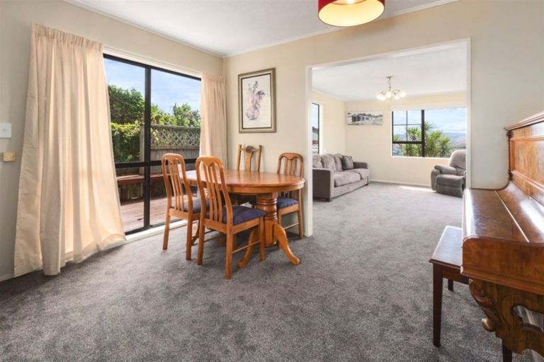 Photo of property in 68 Pikarere Street, Titahi Bay, Porirua, 5022