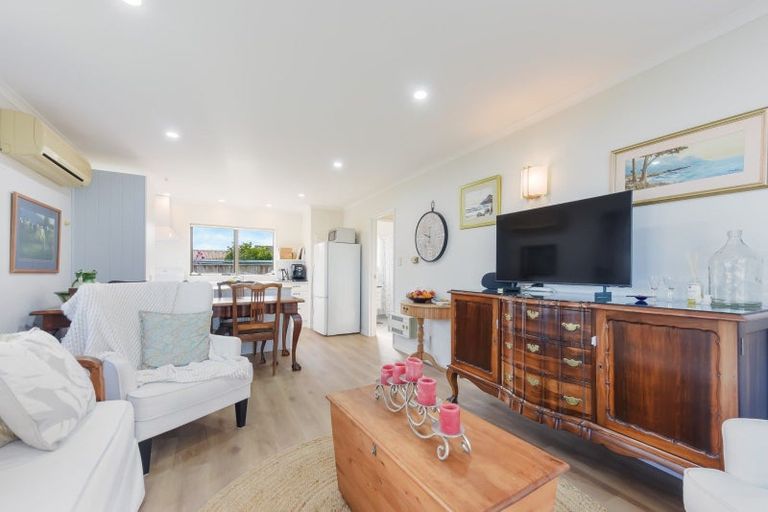 Photo of property in 2/2 Langbein Street, Stoke, Nelson, 7011