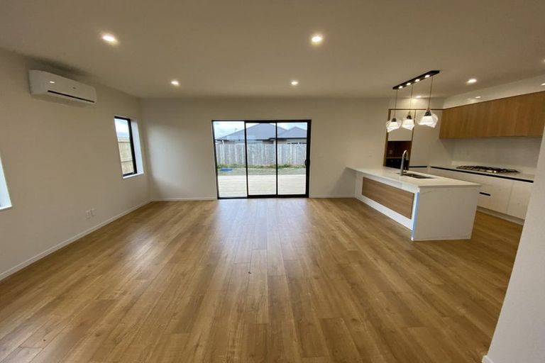 Photo of property in 21 Hemopo Street, Pukekohe, 2120