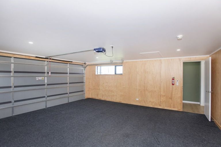 Photo of property in 38 Mangamoteo Street, Lytton West, 4071