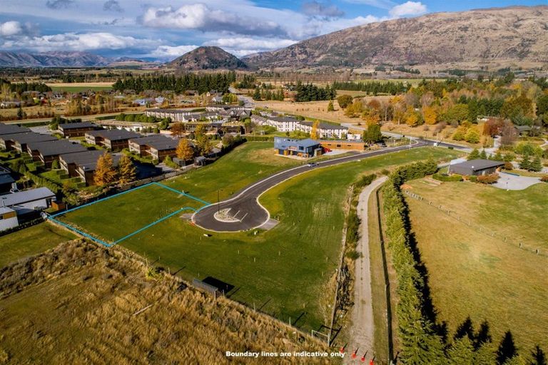 Photo of property in 12 Cleland Close, Wanaka, 9382