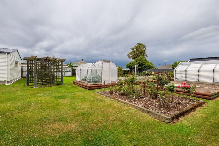 Photo of property in 3 Holmes Street, Waimate, 7924