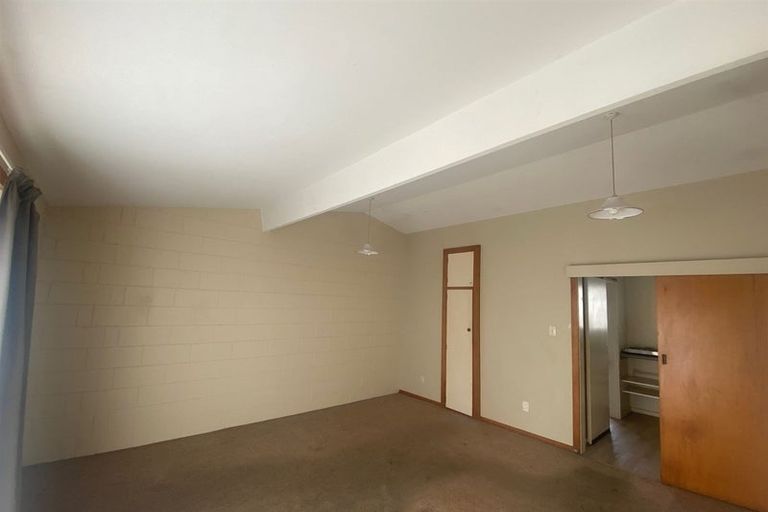 Photo of property in 1/206 Hastings Street East, Waltham, Christchurch, 8023