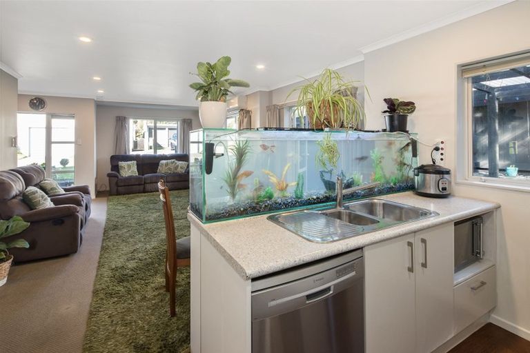 Photo of property in 4b Hollies Crescent, Johnsonville, Wellington, 6037