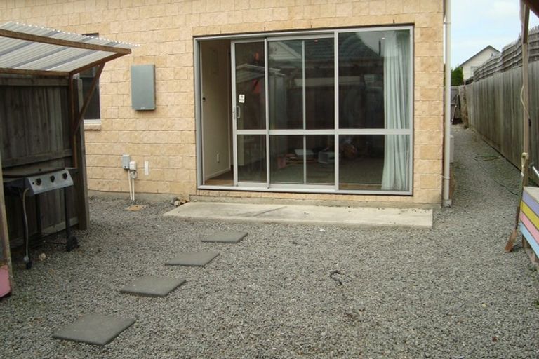 Photo of property in 5b Paeroa Street, Riccarton, Christchurch, 8041