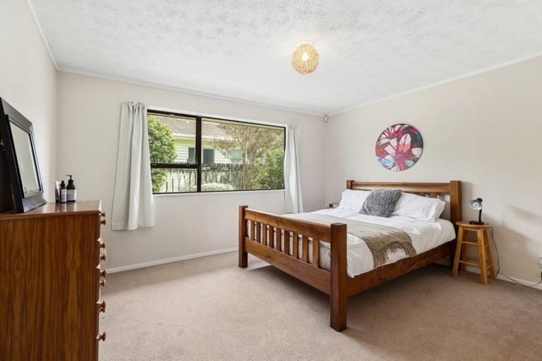 Photo of property in 7f1 Tawa Street, Tawa, Wellington, 5028
