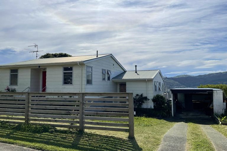Photo of property in 94 Jamaica Drive, Grenada North, Wellington, 5028