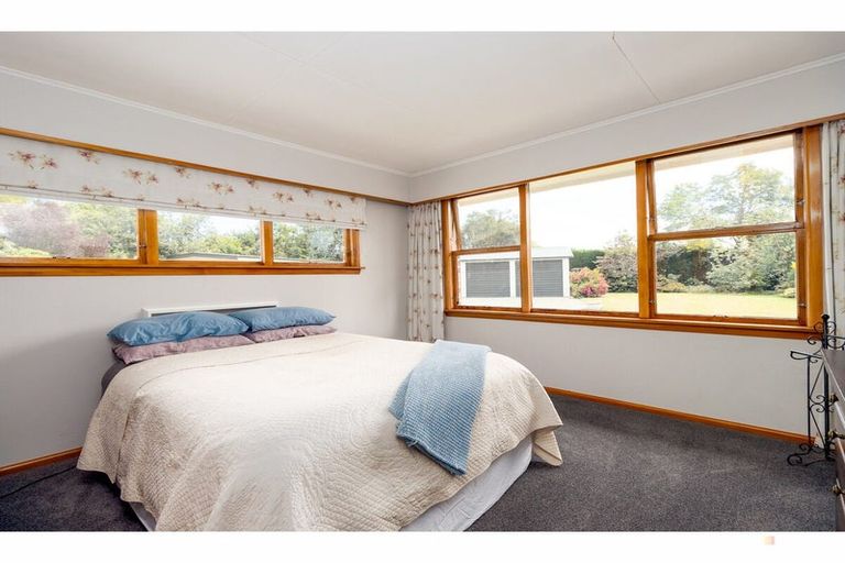 Photo of property in 76 Rhodes Street, Waimate, 7924