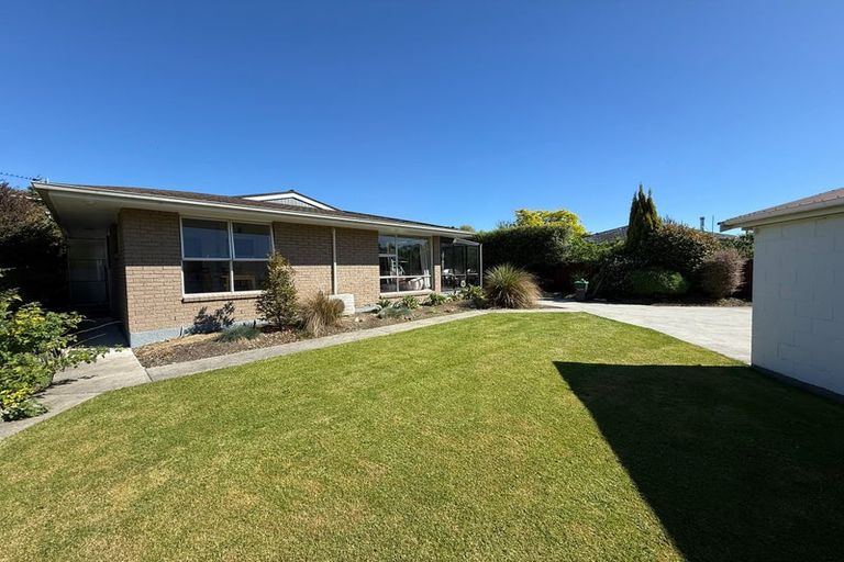 Photo of property in 2/259a Fifield Terrace, Opawa, Christchurch, 8023
