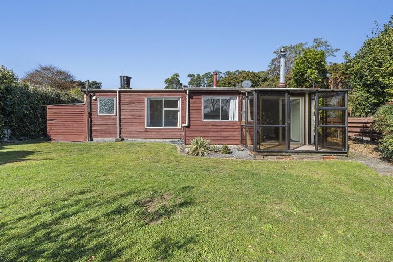 Photo of property in 20 Portland Drive, Mangorei, New Plymouth, 4312