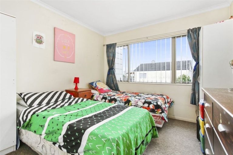 Photo of property in 45 Pooks Road, Ranui, Auckland, 0612