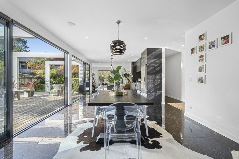 Photo of property in 13 Fernbrook Drive, Hurworth, New Plymouth, 4310