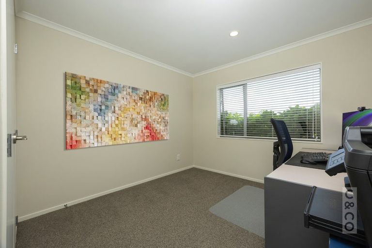 Photo of property in 9 Pohutukawa Parade, Riverhead, 0820
