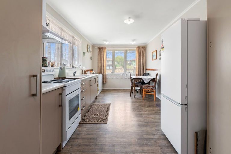 Photo of property in 82 Meadowbank Crescent, Fordlands, Rotorua, 3015