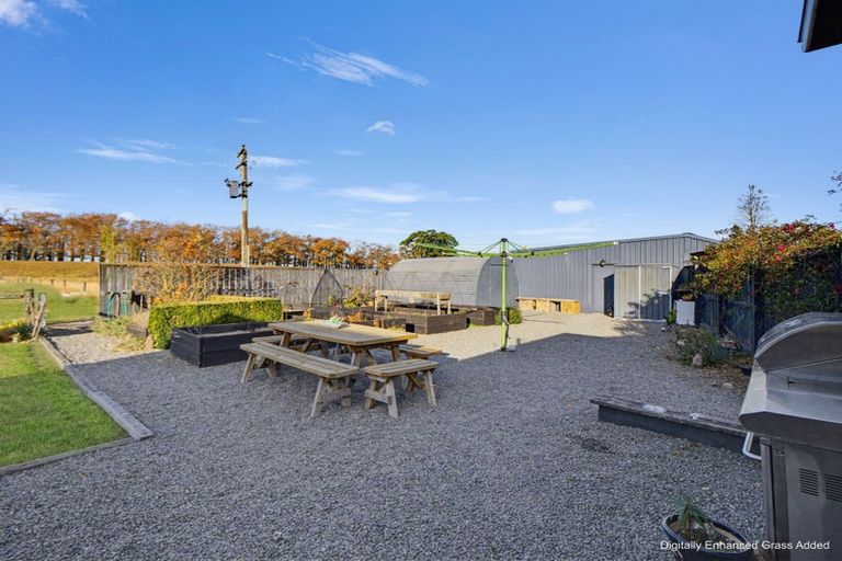 Photo of property in 424 Barkers Road, Loburn, Rangiora, 7472