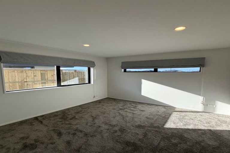 Photo of property in 8 Fairhall Street, Rolleston, 7615