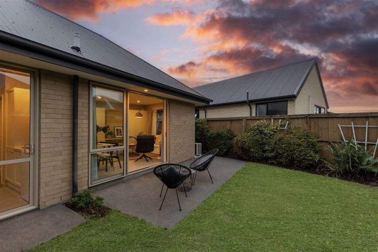 Photo of property in 17 Waterford Avenue, Northwood, Christchurch, 8051