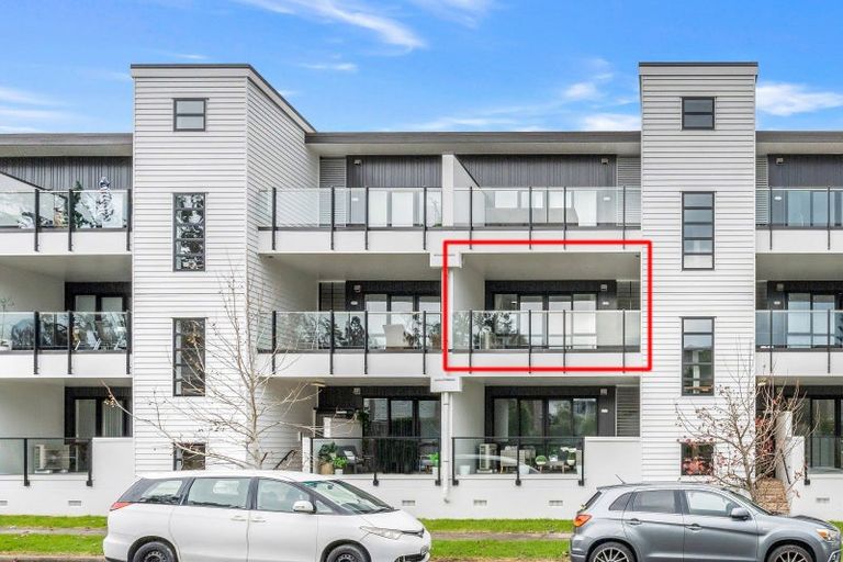 Photo of property in 15/11 Carlos Drive, Flat Bush, Auckland, 2016