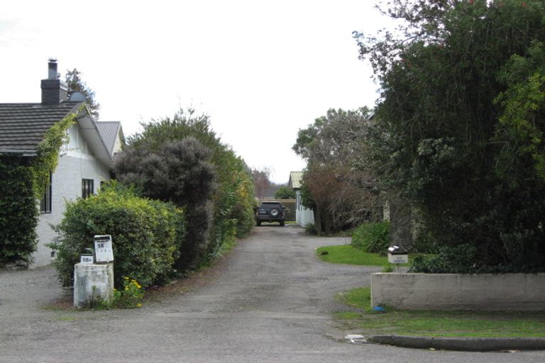 Photo of property in 18 Middle Road, Havelock North, 4130