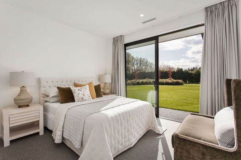 Photo of property in 21 Classiebawn Lane, Prebbleton, 7676