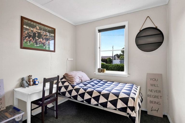 Photo of property in 42 Puriri Street, Hawera, 4610